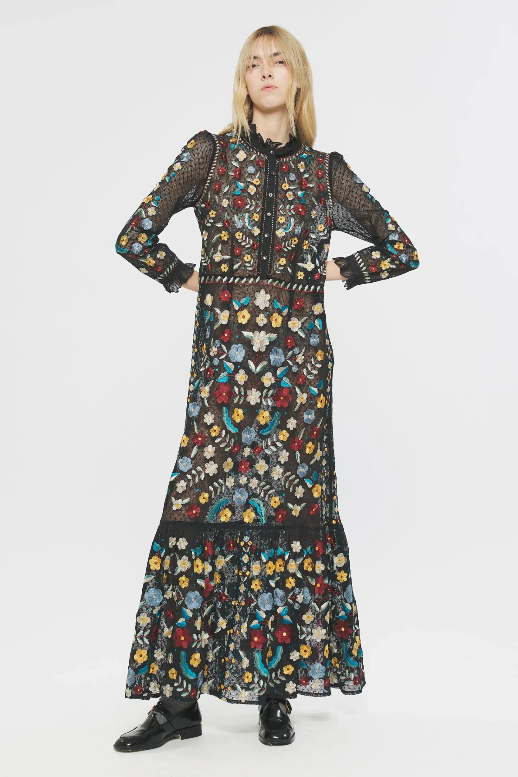ANTIK BATIK Ariani Embroidered maxi dress Outlet