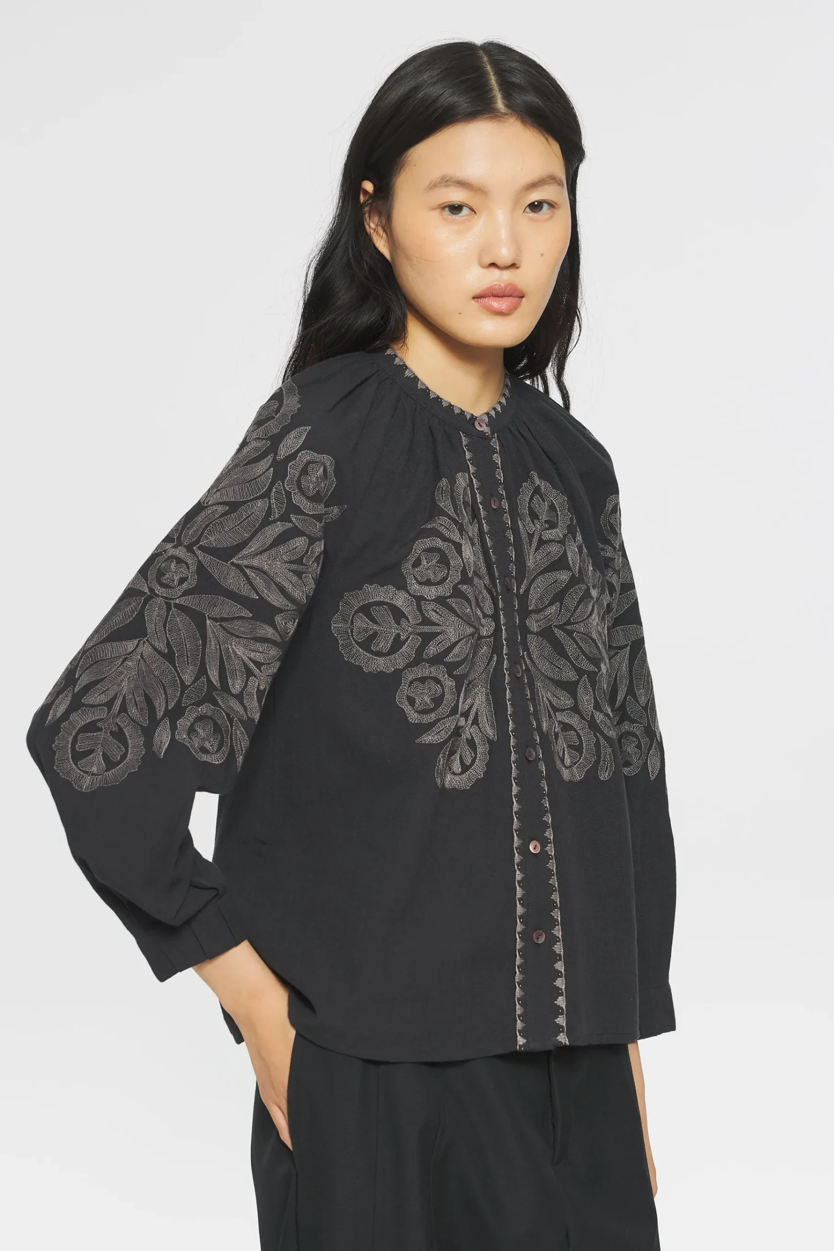 ANTIK BATIK Eglantine Embroidered blouse Black Cheap