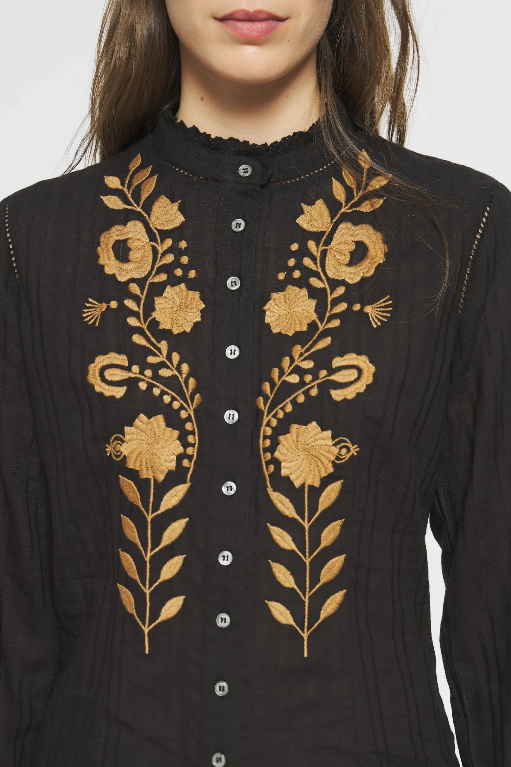 ANTIK BATIK Kiss Embroidered blouse Black Outlet
