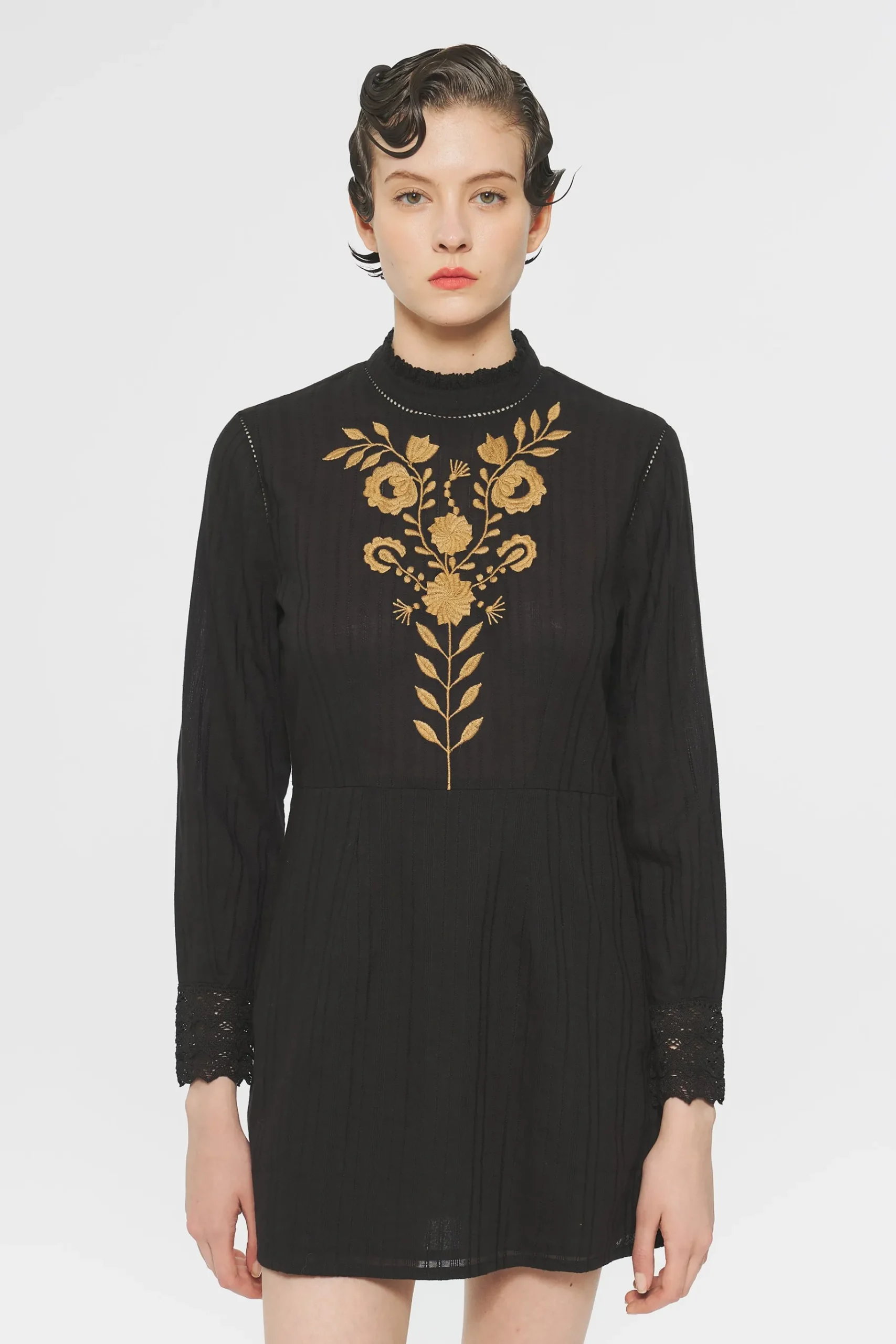 ANTIK BATIK Kiss Embroidered mini dress Black Store