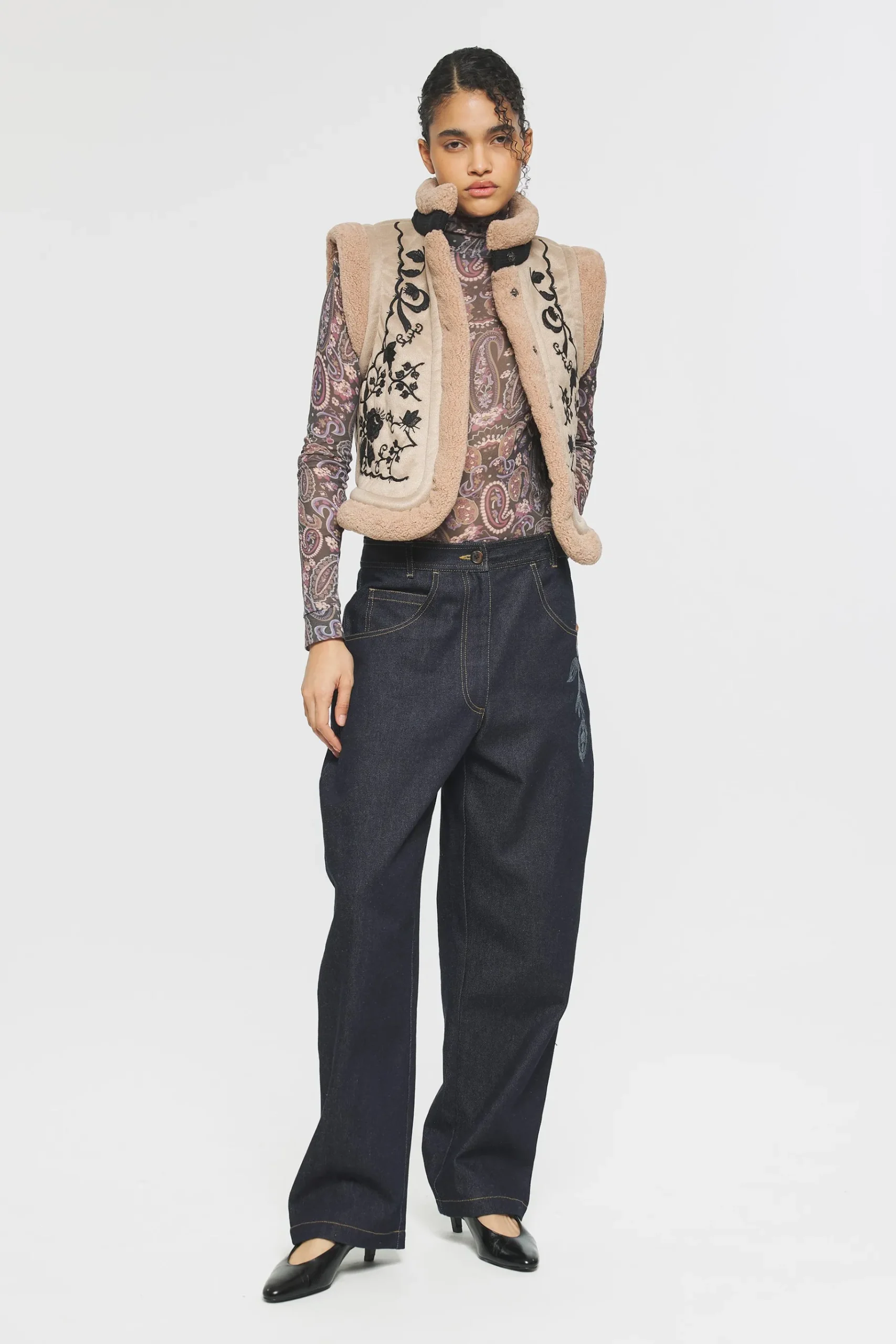 ANTIK BATIK Saliba Embroidered gilet Pink Clearance
