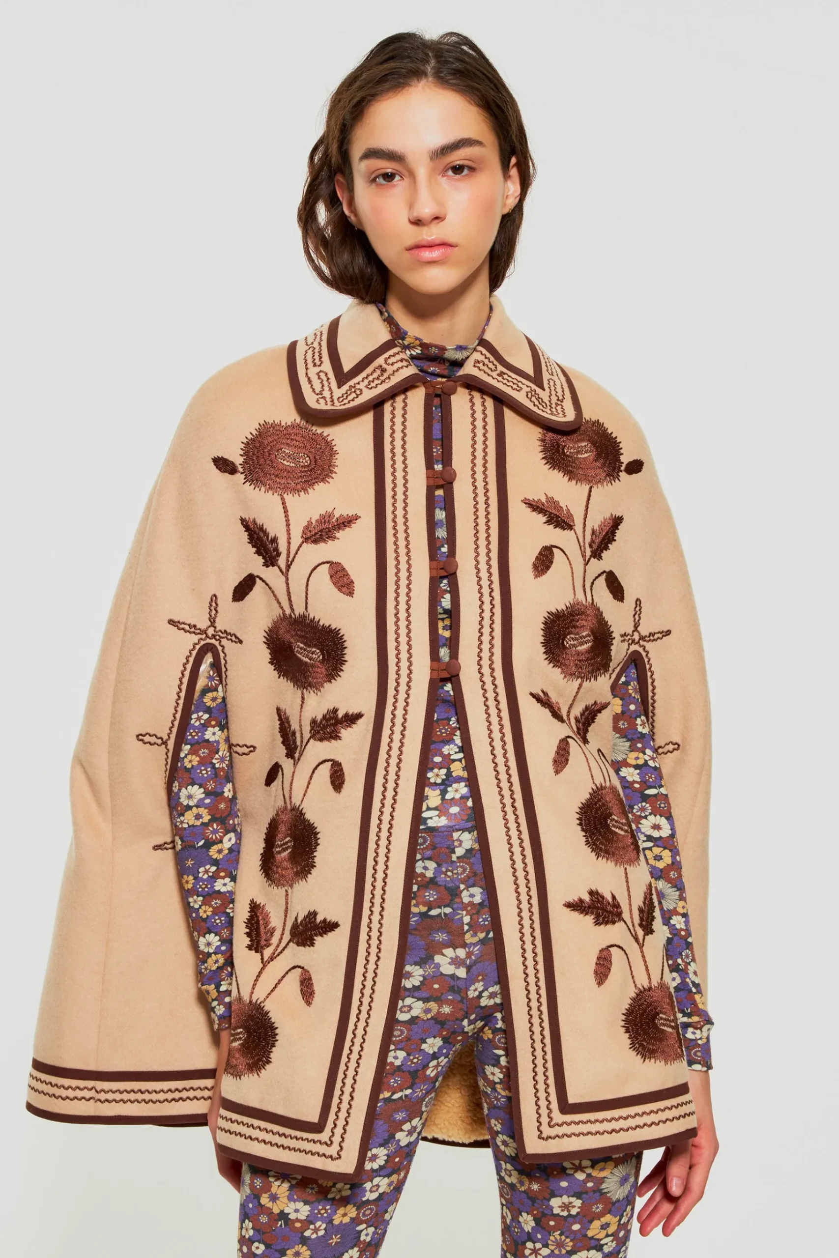 ANTIK BATIK Trudy embroidered cape Cream Sale