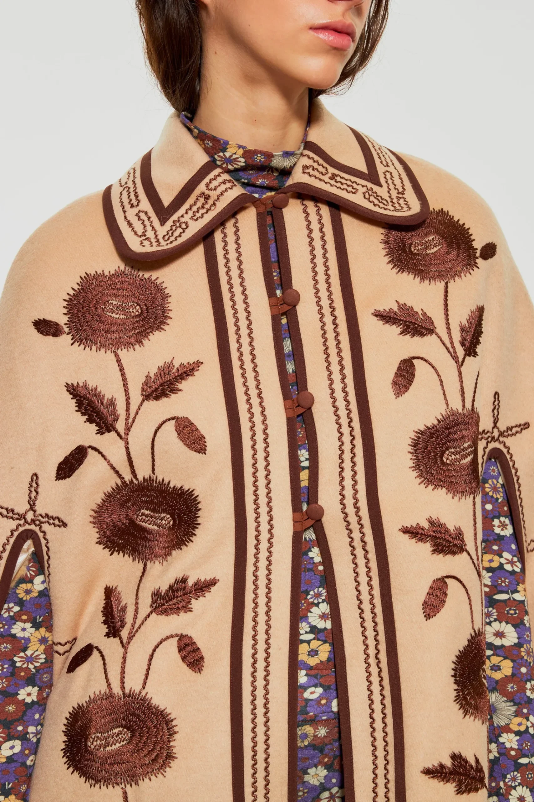 ANTIK BATIK Trudy embroidered cape Cream Sale